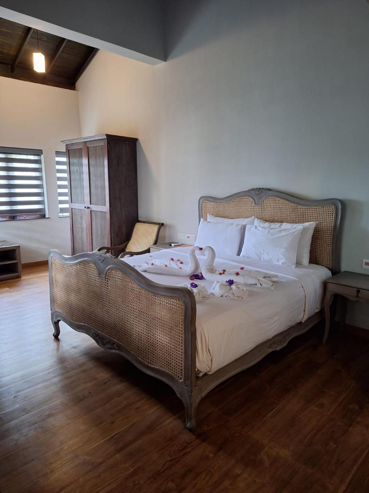 The Deer Park Hotel Giritale Luaran gambar